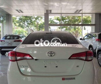 Toyota Vios 2021 - Cần bán xe Toyota Vios năm sản xuất 2021, màu trắng