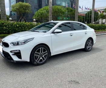 Kia Cerato   1.6 AT Luxury  2019 - Bán Kia Cerato 1.6 AT Luxury đời 2019, màu trắng, giá chỉ 543 triệu