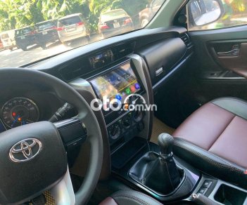 Toyota Fortuner 2017 - Bán Toyota Fortuner sản xuất 2017, màu trắng, xe nhập xe gia đình