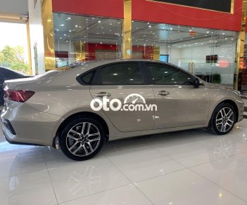 Kia Cerato 2019 - Bán Kia Cerato đời 2019 xe gia đình, giá tốt