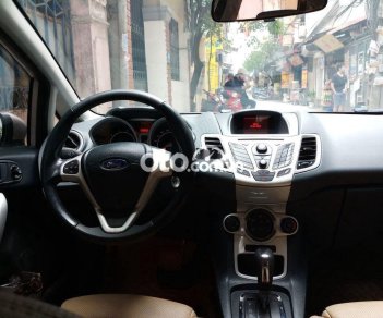 Ford Fiesta 2011 - Cần bán gấp Ford Fiesta sản xuất năm 2011 còn mới, 272 triệu