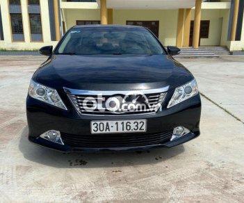 Toyota Camry 2014 - Cần bán xe Toyota Camry đời 2014, màu đen xe gia đình