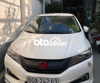 Honda City 2015 - Cần bán gấp Honda City đời 2015, màu trắng xe gia đình