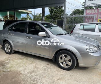 Chevrolet Alero 2011 - Xe Chevrolet Alero sản xuất năm 2011, màu bạc còn mới