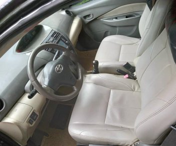 Toyota Vios 2012 - Cần bán lại xe Toyota Vios năm sản xuất 2012, màu đen