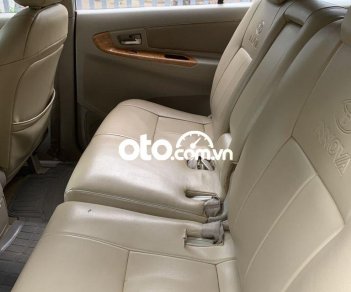 Toyota Innova 2010 - Cần bán xe Toyota Innova sản xuất năm 2010 còn mới giá cạnh tranh