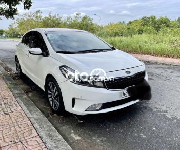 Kia Cerato 2017 - Bán Kia Cerato đời 2017, màu trắng còn mới