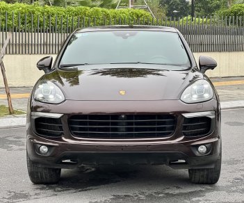 Porsche Cayenne 2016 - Cần bán xe màu nâu