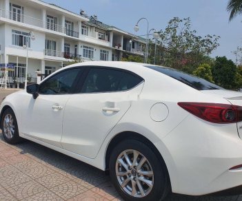 Mazda 6 2018 - Cần bán gấp Mazda 3 2018, màu trắng, 550tr