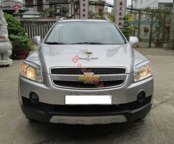 Chevrolet Captiva   LT 2008 - Cần bán xe Chevrolet Captiva LT năm 2008, màu bạc, giá tốt