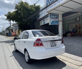 Chevrolet Aveo 2014 - Cần bán lại xe Chevrolet Aveo 1.5AT năm sản xuất 2014