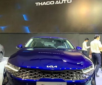 Kia K5   Luxury 2021 - Bán Kia K5 Luxury năm 2021, màu xanh lam