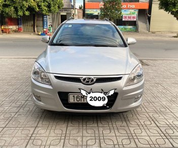 Hyundai i30   AT  2009 - Bán Hyundai i30 AT đời 2009, màu bạc, nhập khẩu còn mới