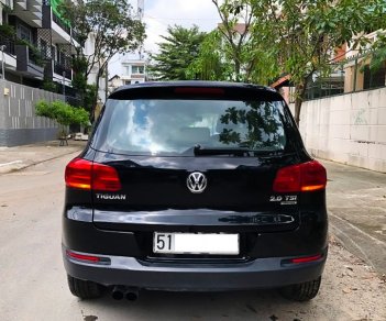 Volkswagen Tiguan 2014 - Cần bán lại xe Volkswagen Tiguan đời 2014, màu đen, nhập khẩu nguyên chiếc còn mới