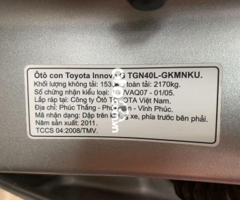 Toyota Innova G  2011 - Cần bán Toyota Innova G 2011, màu bạc, giá cạnh tranh