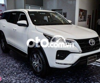 Toyota Fortuner 2021 - Cần bán Toyota Fortuner 2021, màu trắng