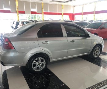 Chevrolet Aveo 2016 - Màu bạc, số sàn