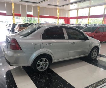 Chevrolet Aveo 2016 - Màu bạc, số sàn