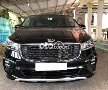 Kia VT250  AT 2018 - Cần bán xe Kia Sedona AT 2018, màu đen chính chủ