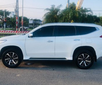 Mitsubishi Pajero     2018 - Cần bán lại xe Mitsubishi Pajero 2018, màu trắng, nhập khẩu nguyên chiếc 