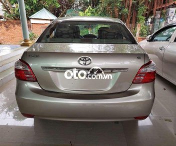 Toyota Vios 2013 - Cần bán Toyota Vios sản xuất 2013 xe gia đình, giá tốt