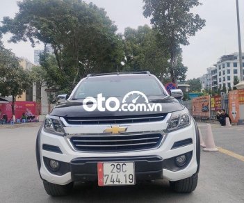 Chevrolet Colorado 2016 - Bán Chevrolet Colorado sản xuất năm 2016, màu trắng, nhập khẩu