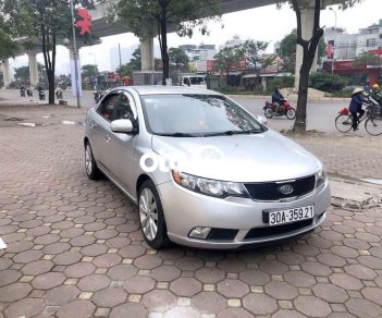 Kia Forte 2010 - Cần bán gấp Kia Forte năm sản xuất 2010, màu bạc số tự động