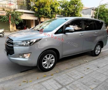 Toyota Innova     2016 - Bán xe Toyota Innova năm 2016, màu bạc xe gia đình, giá chỉ 460 triệu