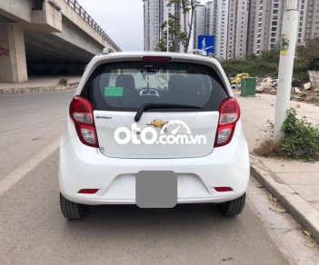 Chevrolet Spark  LT 2019 - Cần bán lại xe Chevrolet Spark LT đời 2019, màu trắng  