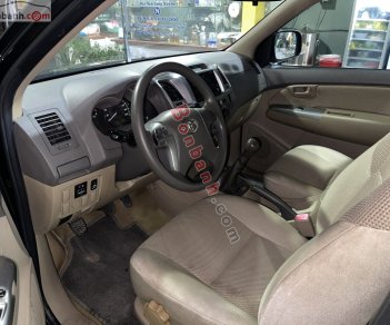 Toyota Hilux 2012 - Cần bán lại xe Toyota Hilux 2012, màu đen, nhập khẩu