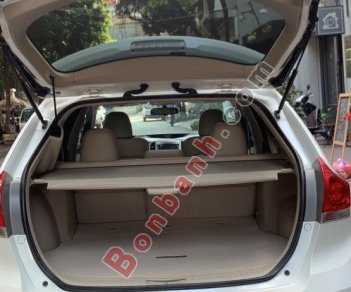 Toyota Venza   2010 - Bán ô tô Toyota Venza đời 2010, màu trắng, nhập khẩu nguyên chiếc, giá chỉ 760 triệu