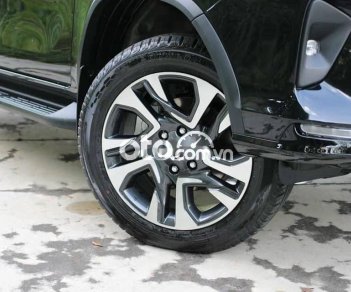 Toyota Fortuner 2021 - Bán xe Toyota Fortuner đời 2021, màu đen