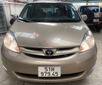 Toyota Sienna 2009 - Cần bán xe Toyota Sienna sản xuất năm 2009, màu vàng, nhập khẩu