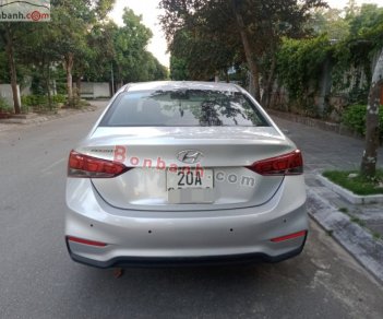 Hyundai Accent 1.4MT 2018 - Cần bán xe Hyundai Accent 1.4MT đời 2018, màu bạc