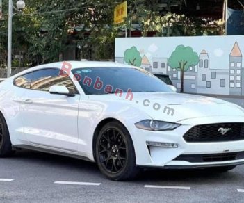 Ford Mustang EcoBoost Fastback 2018 - Bán Ford Mustang EcoBoost Fastback sản xuất 2018, màu trắng, nhập khẩu