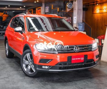 Volkswagen Tiguan 2018 - Cần bán Volkswagen Tiguan đời 2018, màu đỏ còn mới