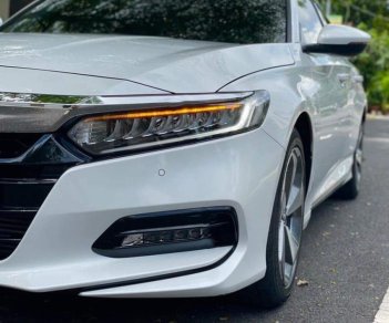 Honda Accord   1.5 AT 2019 - Cần bán Honda Accord 1.5 AT sản xuất 2019, màu trắng, nhập khẩu đẹp như mới