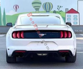 Ford Mustang EcoBoost Fastback 2018 - Bán Ford Mustang EcoBoost Fastback sản xuất 2018, màu trắng, nhập khẩu