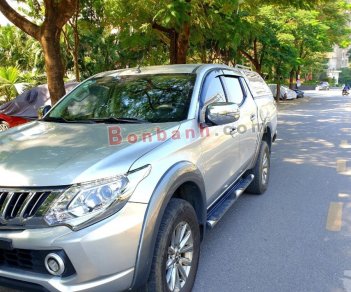 Mitsubishi Triton   4x4 AT  2016 - Cần bán Mitsubishi Triton 4x4 AT đời 2016, màu bạc, nhập khẩu nguyên chiếc