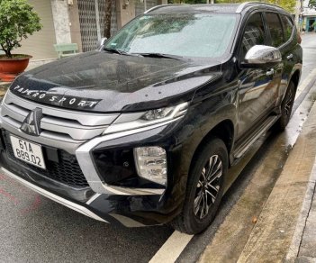 Mitsubishi Pajero 2020 - Cần bán gấp Mitsubishi Pajero Sport 2020, màu đen, nhập khẩu nguyên chiếc 