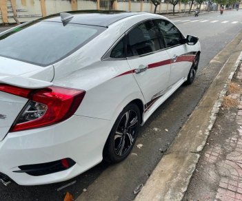 Honda Civic    2018 - Bán Honda Civic đời 2018, màu trắng, nhập khẩu còn mới