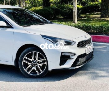 Kia Cerato   2.0 Premium   2020 - Bán Kia Cerato 2.0 Premium sản xuất năm 2020, màu trắng, giá chỉ 635 triệu