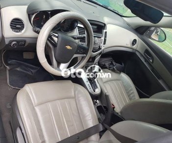 Chevrolet Cruze 2013 - Xe Chevrolet Cruze đời 2013, màu bạc, giá chỉ 295 triệu