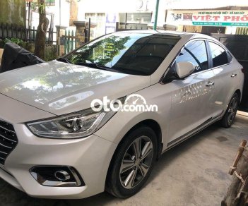 Hyundai Accent 2019 - Cần bán lại xe Hyundai Accent đời 2019, màu trắng, nhập khẩu nguyên chiếc