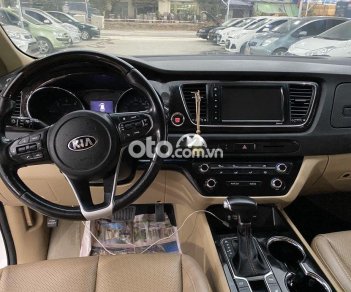 Kia VT250 AT 2018 - Cần bán xe Kia Sedona AT đời 2018, màu trắng  