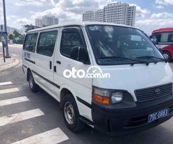 Toyota Hiace 2004 - Cần bán Toyota Hiace 3.0MT đời 2004, màu trắng, nhập khẩu nguyên chiếc