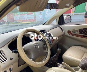 Toyota Innova MT 2008 - Bán Toyota Innova MT 2008, màu bạc, nhập khẩu xe gia đình