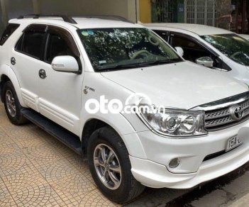 Toyota Fortuner V 2011 - Bán Toyota Fortuner 2.7V TRD 4x2 đời 2011, màu trắng