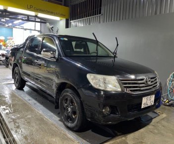 Toyota Hilux 2012 - Bán Toyota Hilux đời 2012, màu đen, xe nhập
