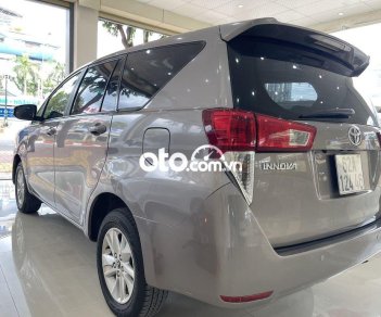 Toyota Innova   E 2.0 2019 - Bán Toyota Innova E 2.0 sản xuất năm 2019, màu bạc